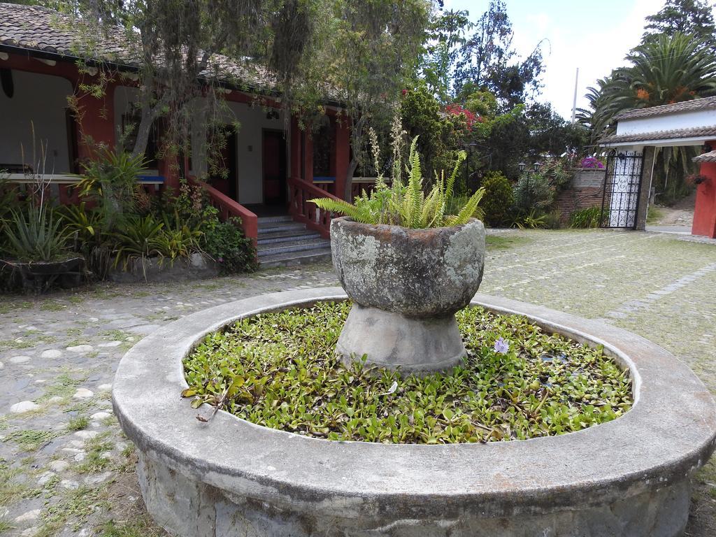 Hosteria Museart Pantavi Tumbabiro Bagian luar foto