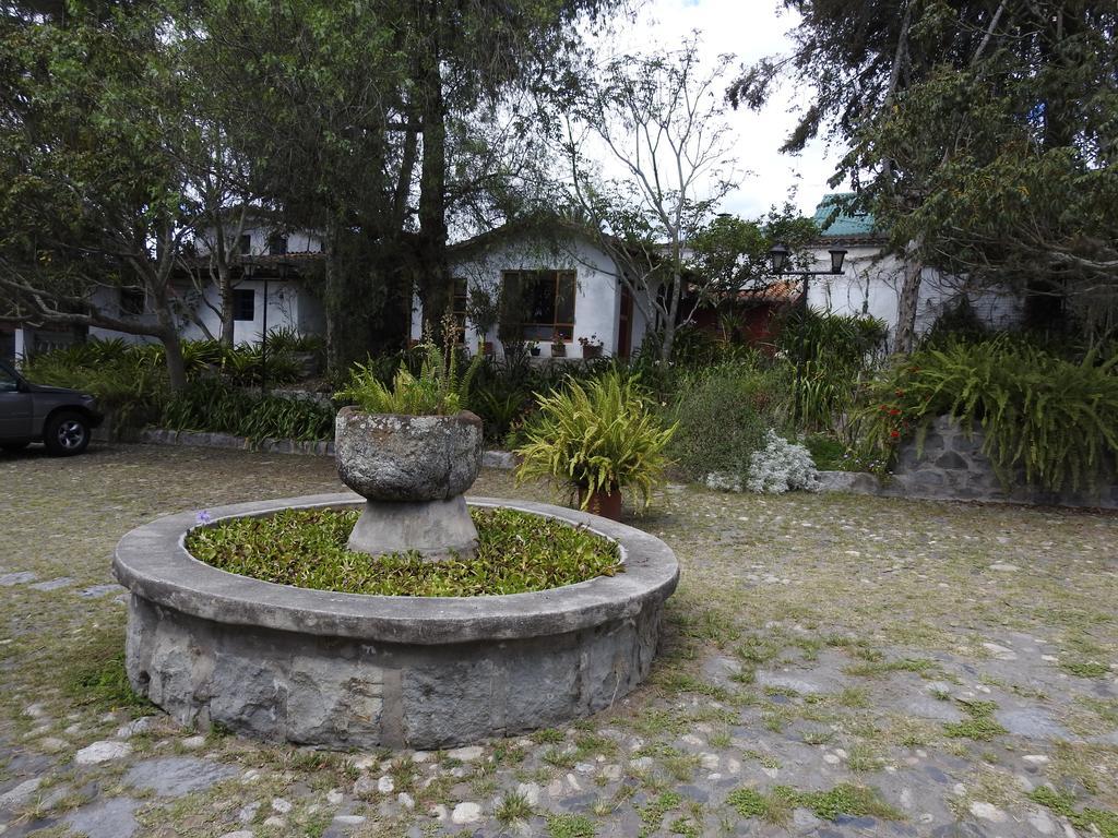 Hosteria Museart Pantavi Tumbabiro Bagian luar foto