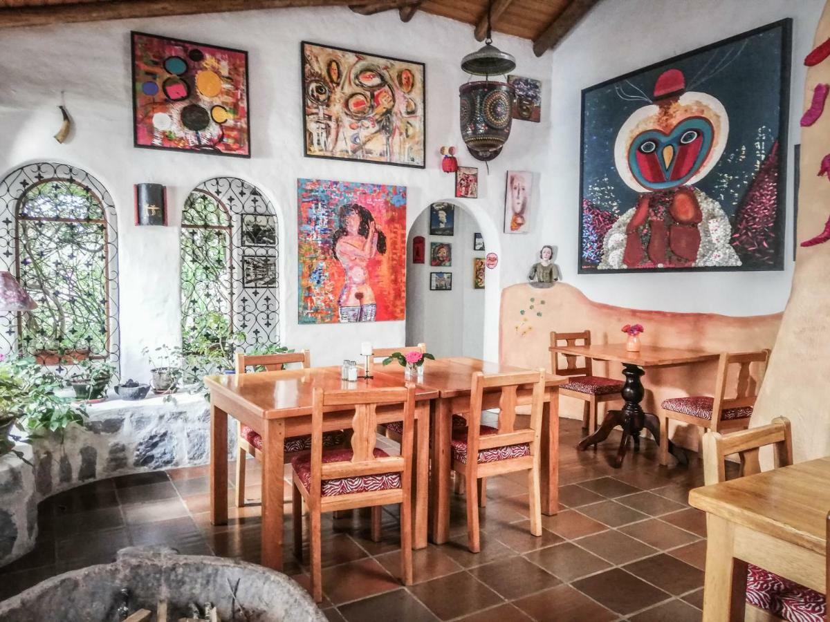Hosteria Museart Pantavi Tumbabiro Bagian luar foto