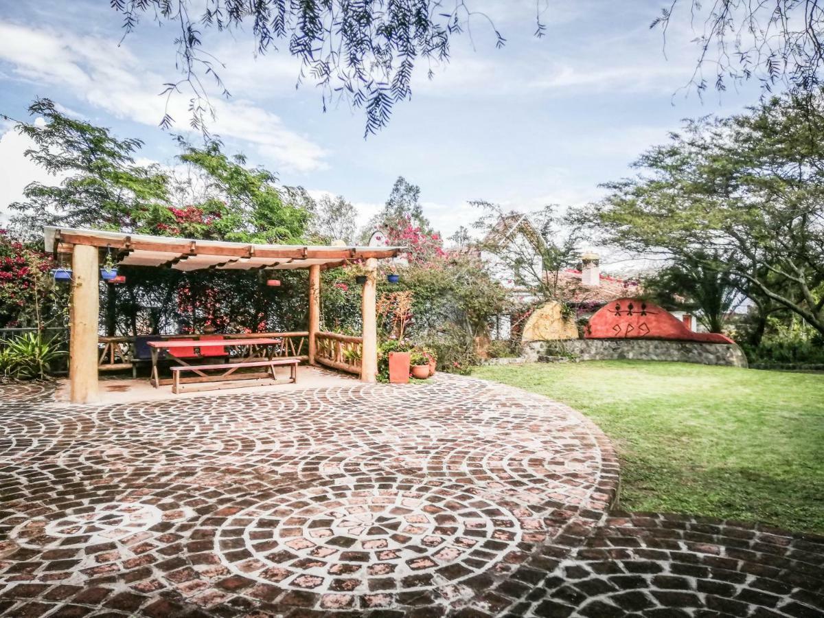 Hosteria Museart Pantavi Tumbabiro Bagian luar foto