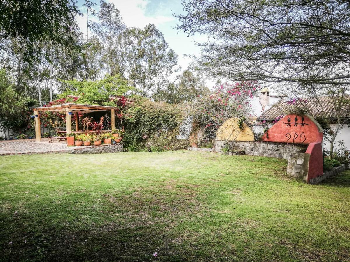Hosteria Museart Pantavi Tumbabiro Bagian luar foto